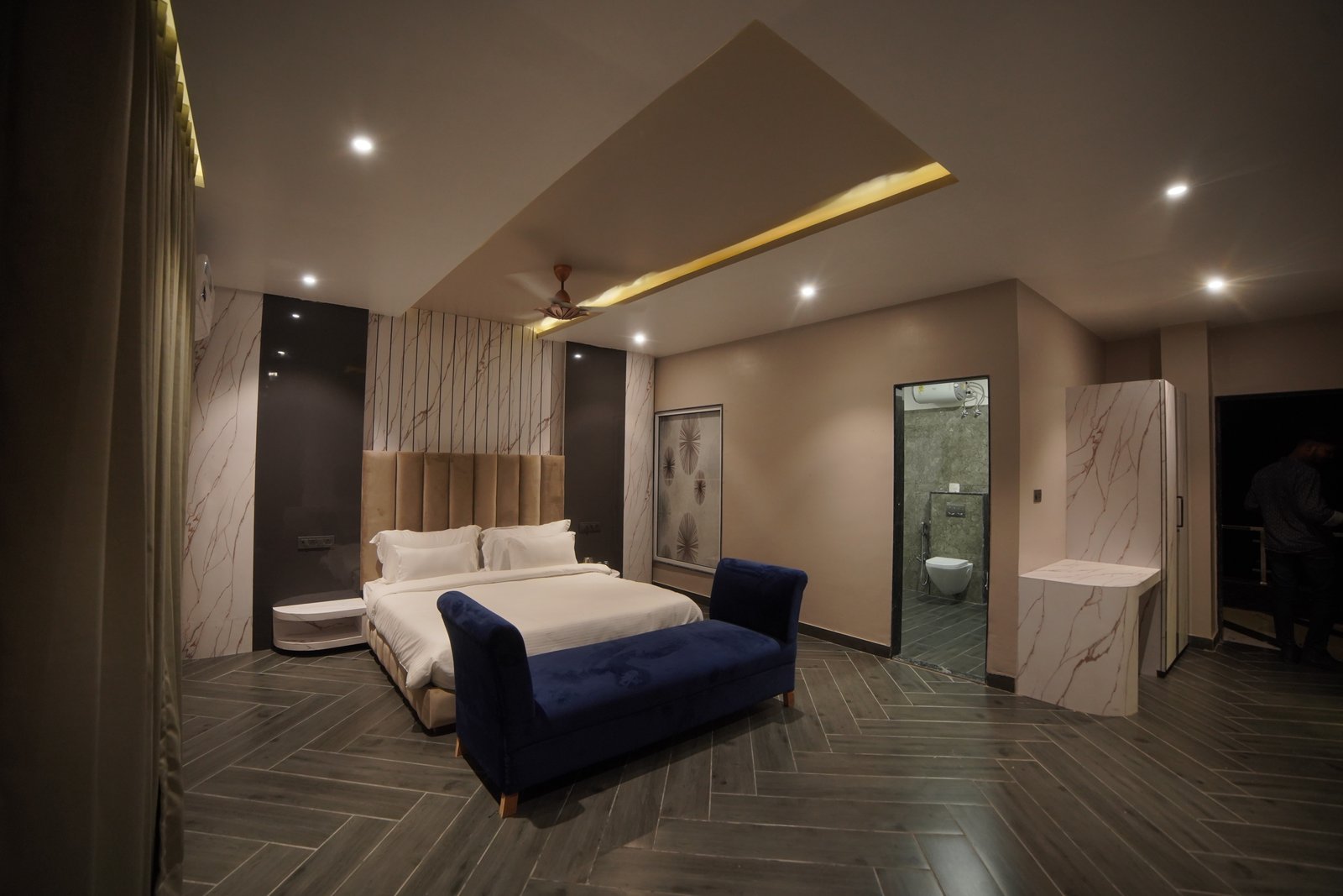 Hotel 777
